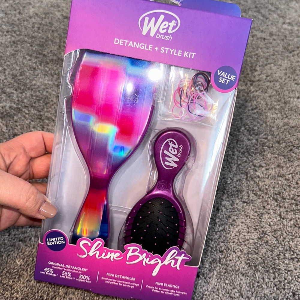 Wet Brush Detangle + Style Hair Brush Kit